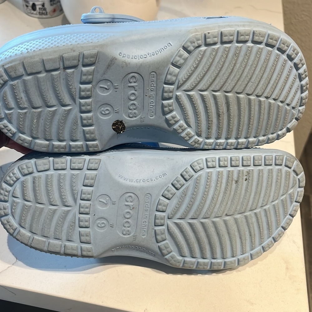 Crocs - Picture 3 of 3